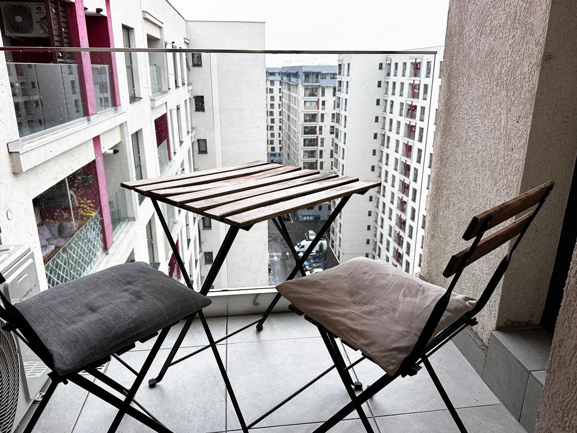 Smart Living Plaza Apartment Bucharest Luaran gambar
