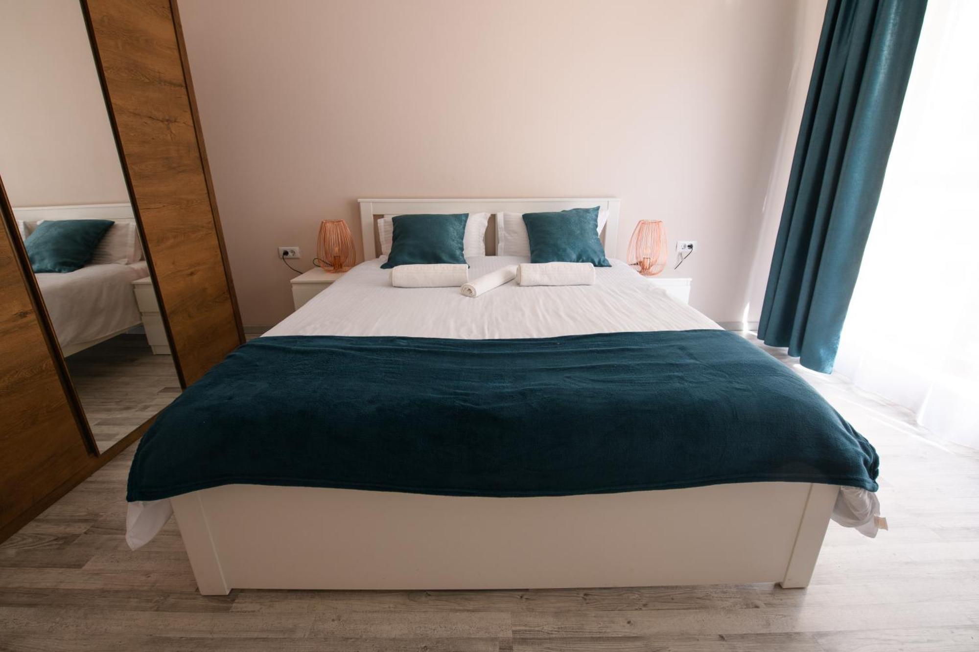 Smart Living Plaza Apartment Bucharest Luaran gambar